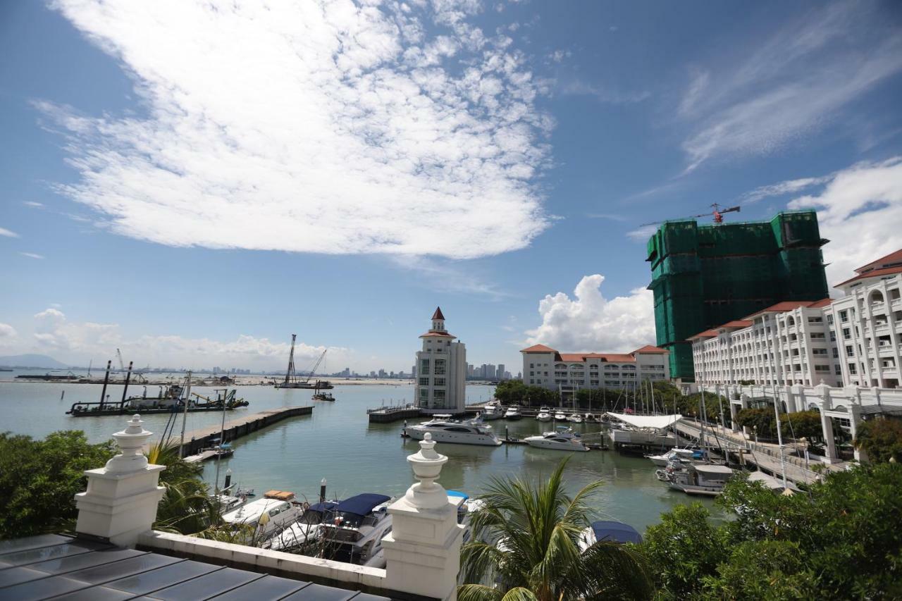 The Straits Quay Marina By Messina Clive Apartment Джордж Таун Екстериор снимка