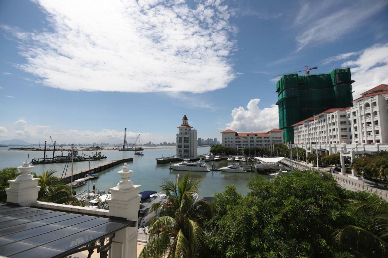 The Straits Quay Marina By Messina Clive Apartment Джордж Таун Екстериор снимка