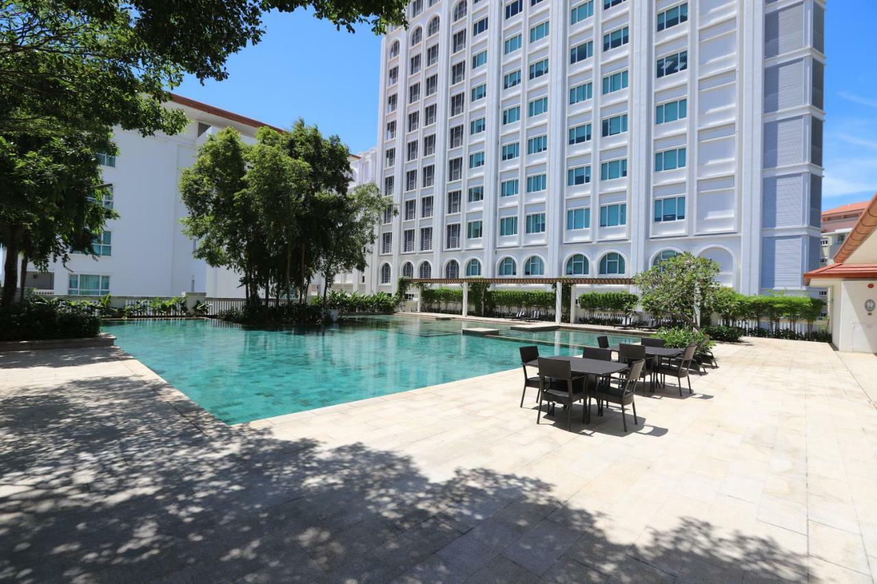 The Straits Quay Marina By Messina Clive Apartment Джордж Таун Екстериор снимка