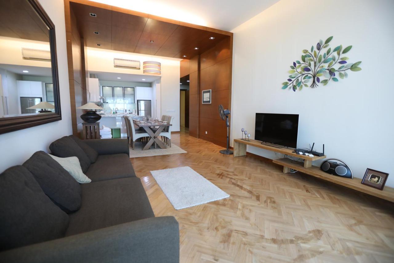 The Straits Quay Marina By Messina Clive Apartment Джордж Таун Екстериор снимка