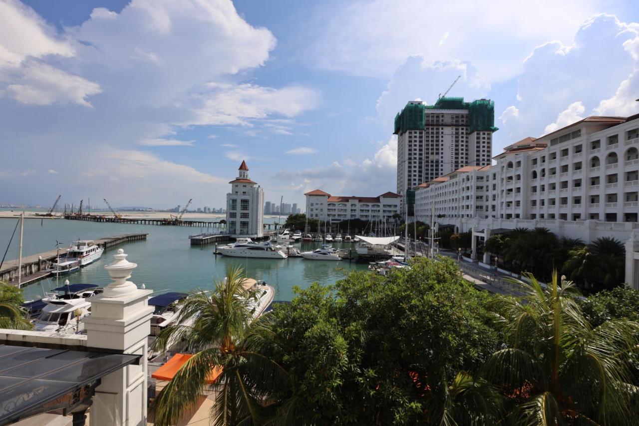 The Straits Quay Marina By Messina Clive Apartment Джордж Таун Екстериор снимка